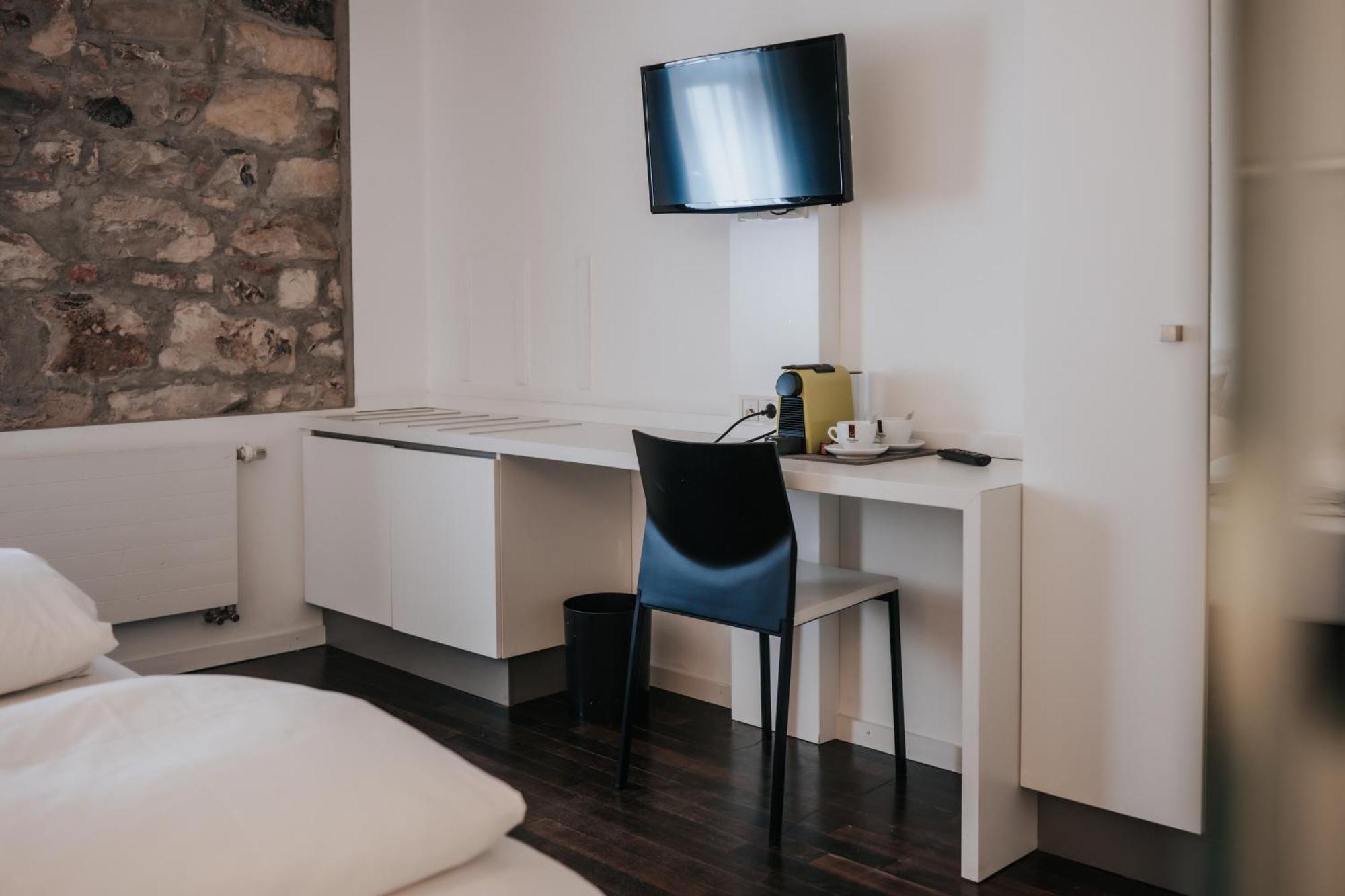 Design Hotel & Restaurant Loewen Ulm Dış mekan fotoğraf