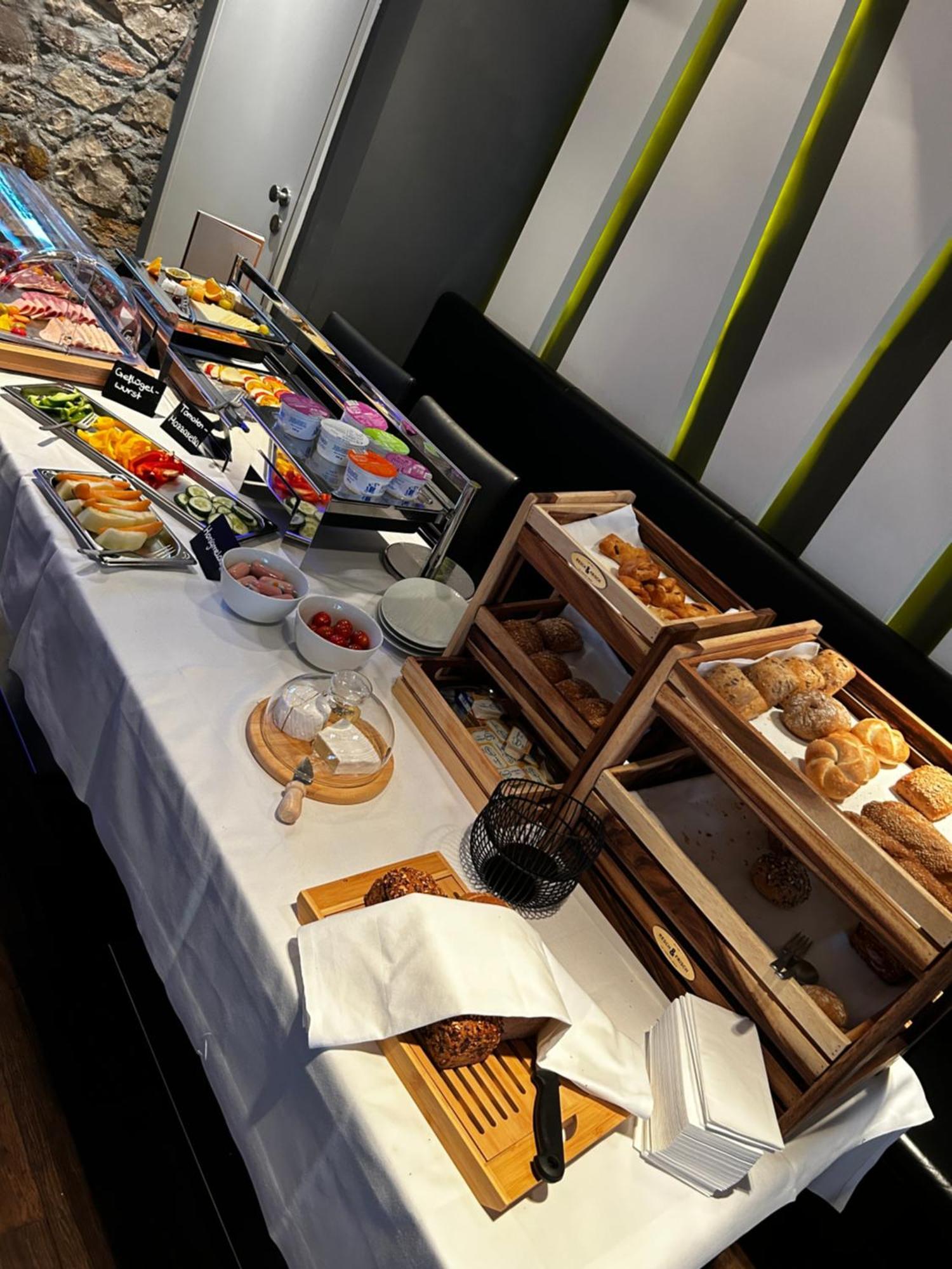 Design Hotel & Restaurant Loewen Ulm Dış mekan fotoğraf